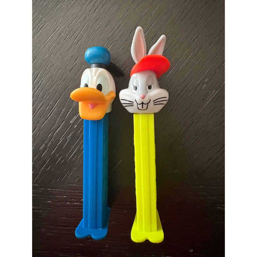 Vintage PEZ Dispensers Lot Donald Duck Disney & Bugs Bunny Looney Tunes Hat